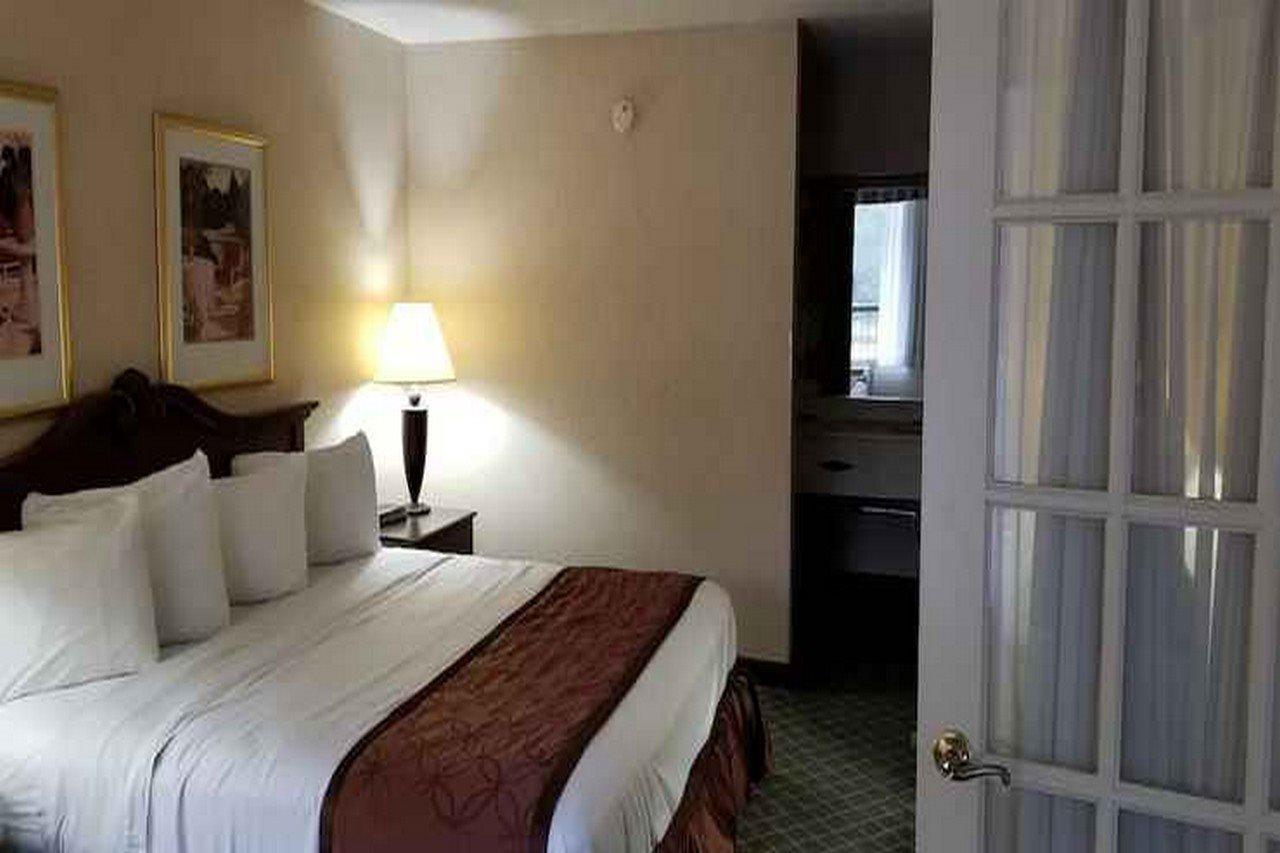 Clarion Inn & Suites Florence Kültér fotó