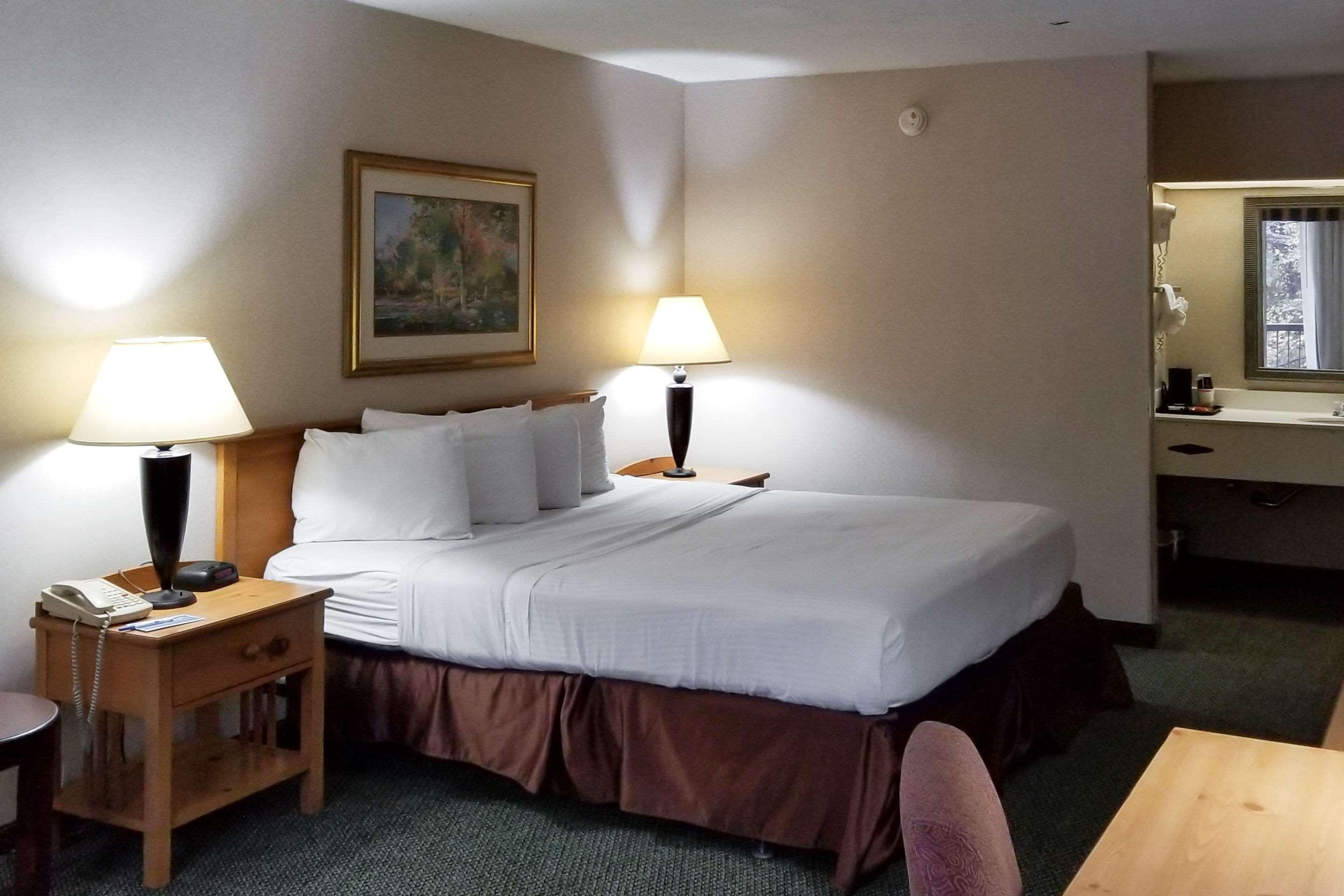 Clarion Inn & Suites Florence Kültér fotó